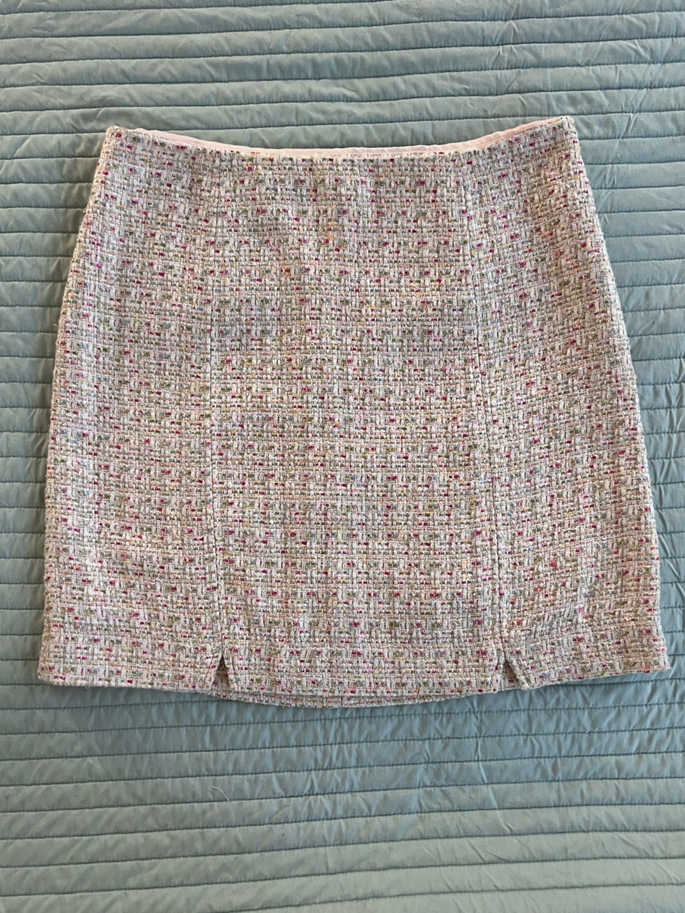 Brooks Brothers Cream Tweed Pencil Skirt with Pink Fleck